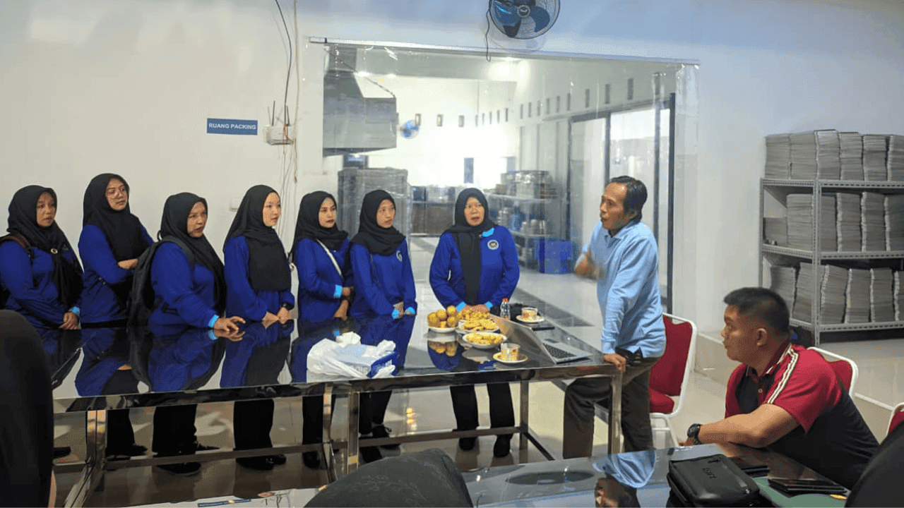 Ketua Yayasan Memberi Alur Kerja MBG